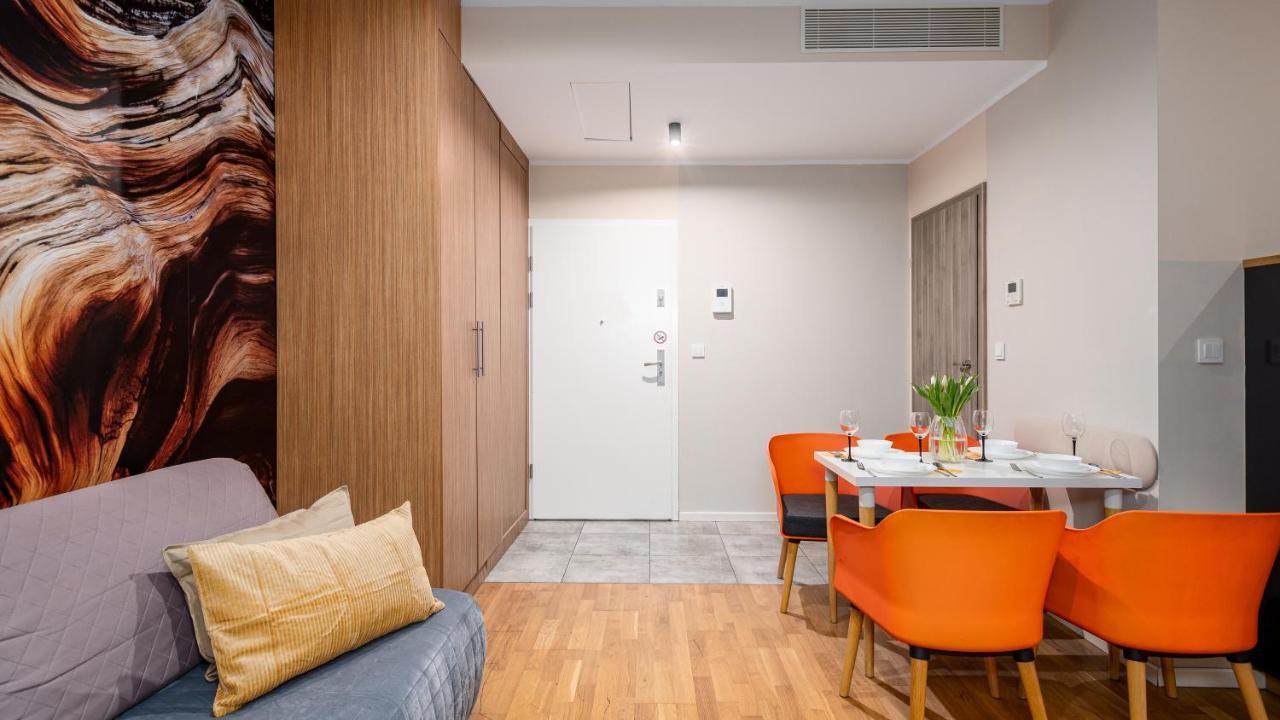 Apartamenty Sun & Snow 19 Dzielnica With Free Parking Varsóvia Exterior foto