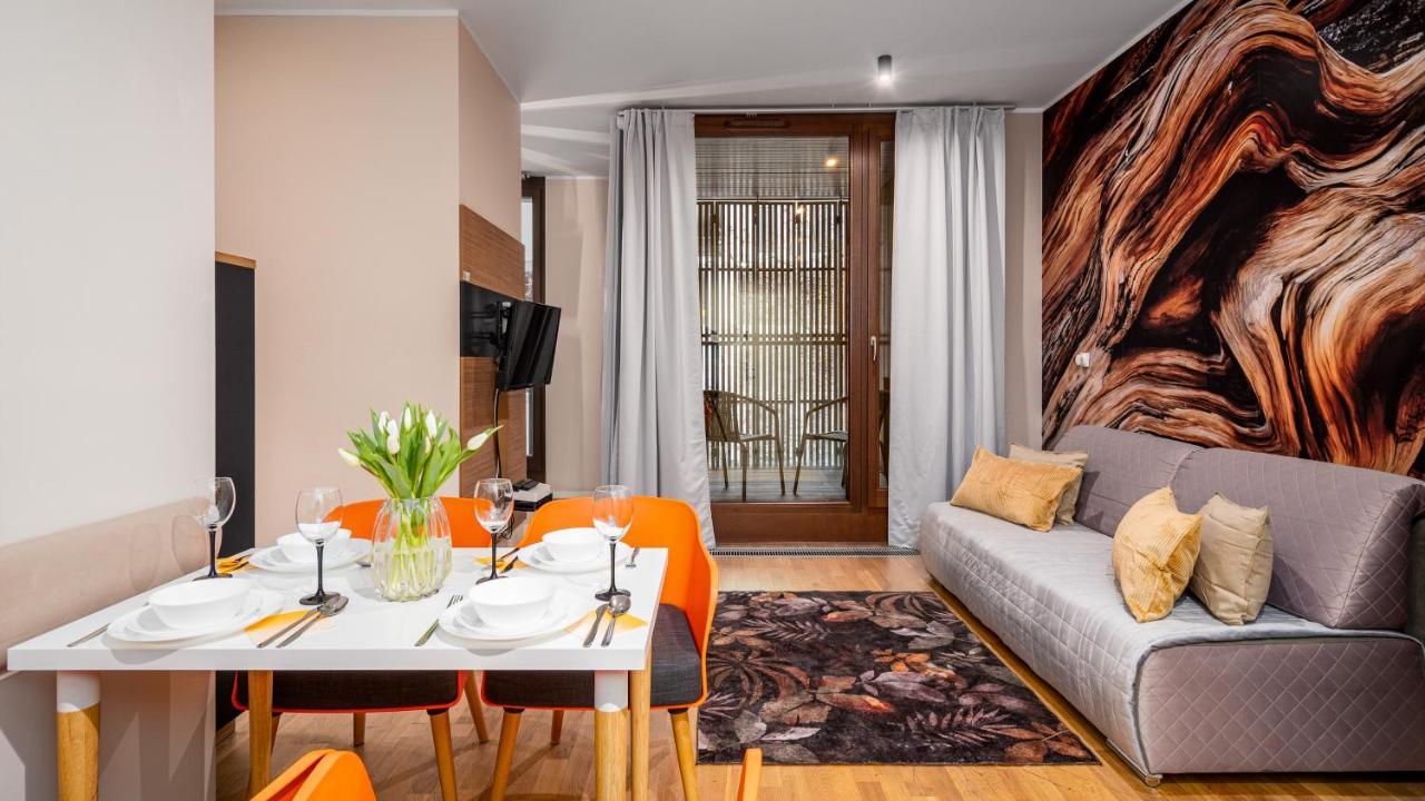 Apartamenty Sun & Snow 19 Dzielnica With Free Parking Varsóvia Exterior foto