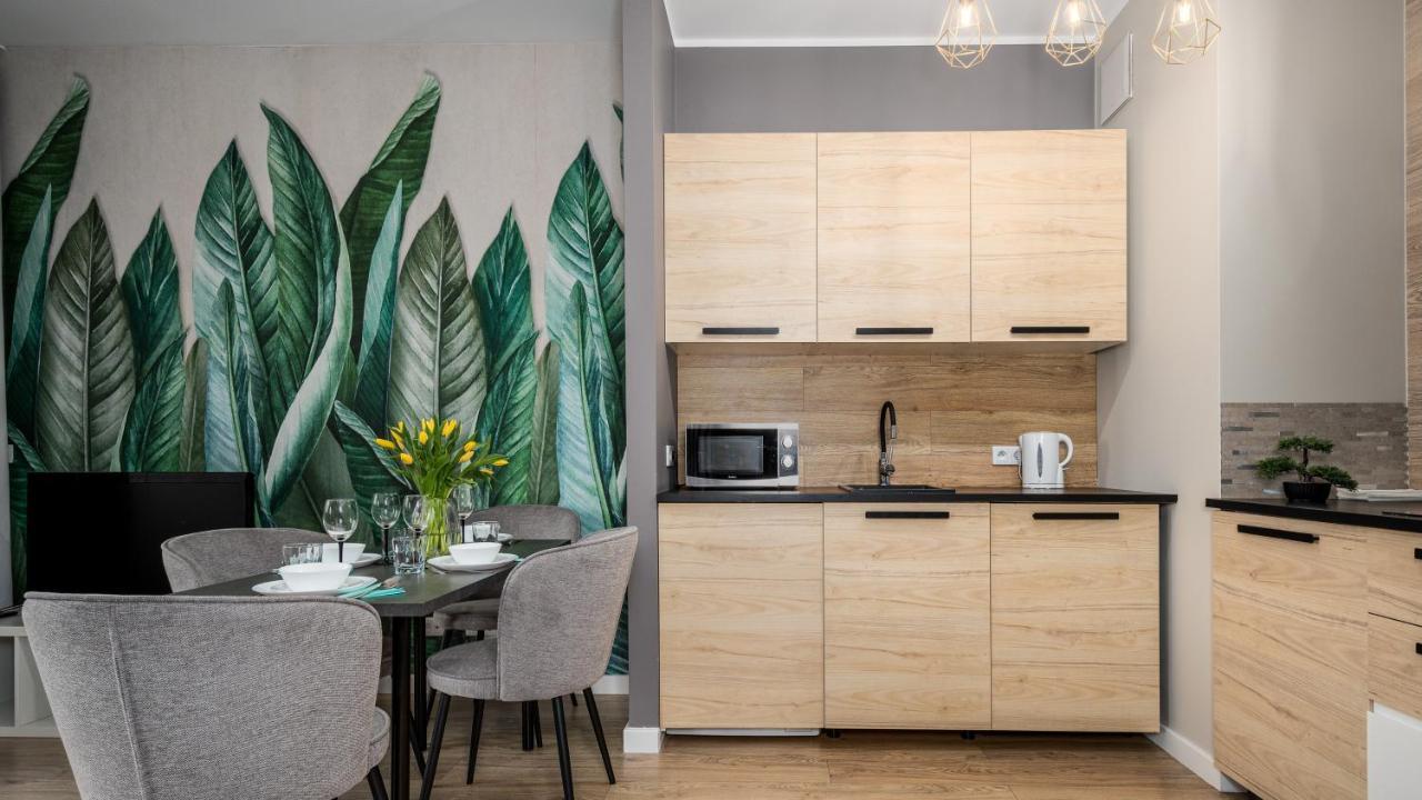 Apartamenty Sun & Snow 19 Dzielnica With Free Parking Varsóvia Exterior foto