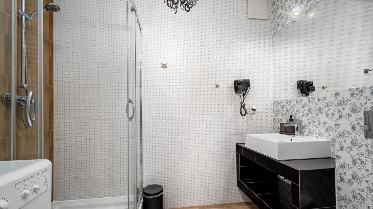 Apartamenty Sun & Snow 19 Dzielnica With Free Parking Varsóvia Exterior foto